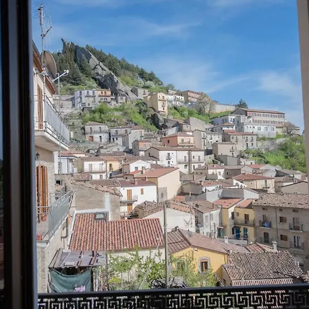 Oda ve Kahvaltı Ercole Pietrapertosa