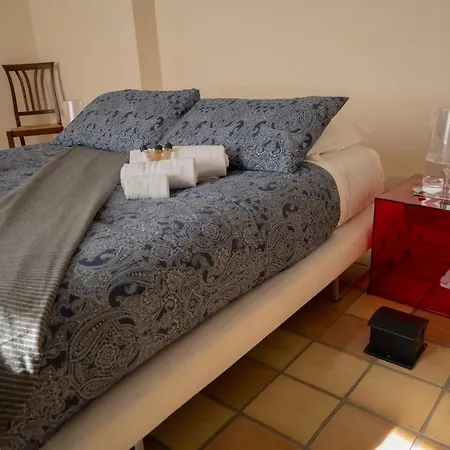 Ercole Oda ve Kahvaltı 3*